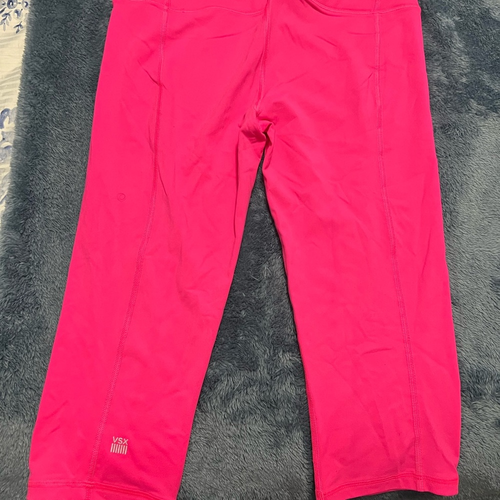 Victoria Secret sports hot pink crop leggings - Picture 3 of 4